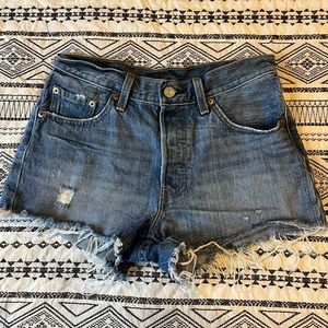 Levi’s shorts